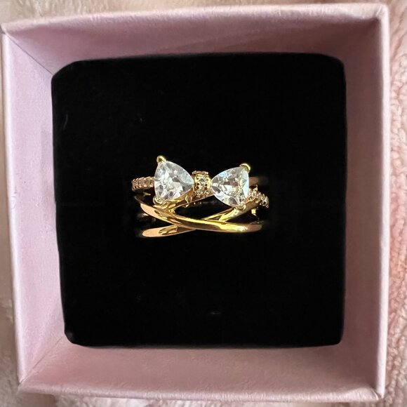 Pandora Sparkling Bow & Crossover Band Ring - Picture 5 of 11